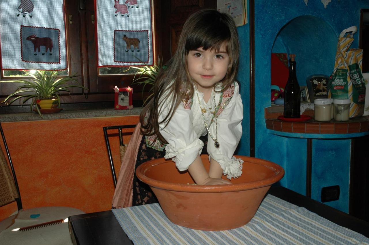 B&B Rita And Family Loceri Ngoại thất bức ảnh